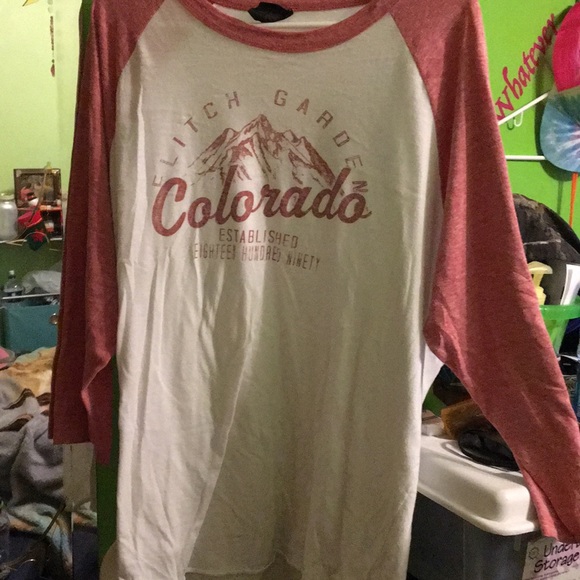 Shirt - Picture 4 of 5